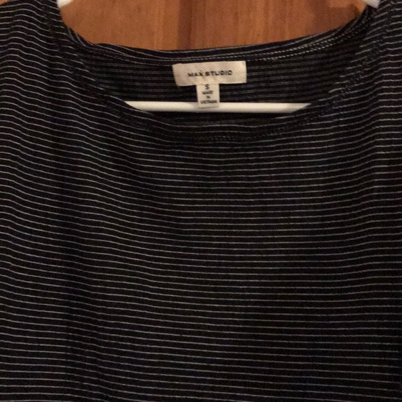 Top - Picture 3 of 4